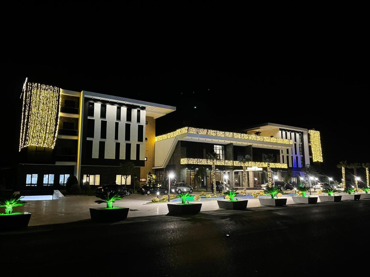 Deluxe Resort And Spa Koplik Екстер'єр фото