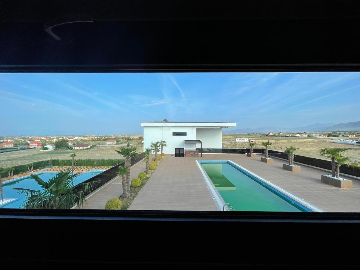 Deluxe Resort And Spa Koplik Екстер'єр фото